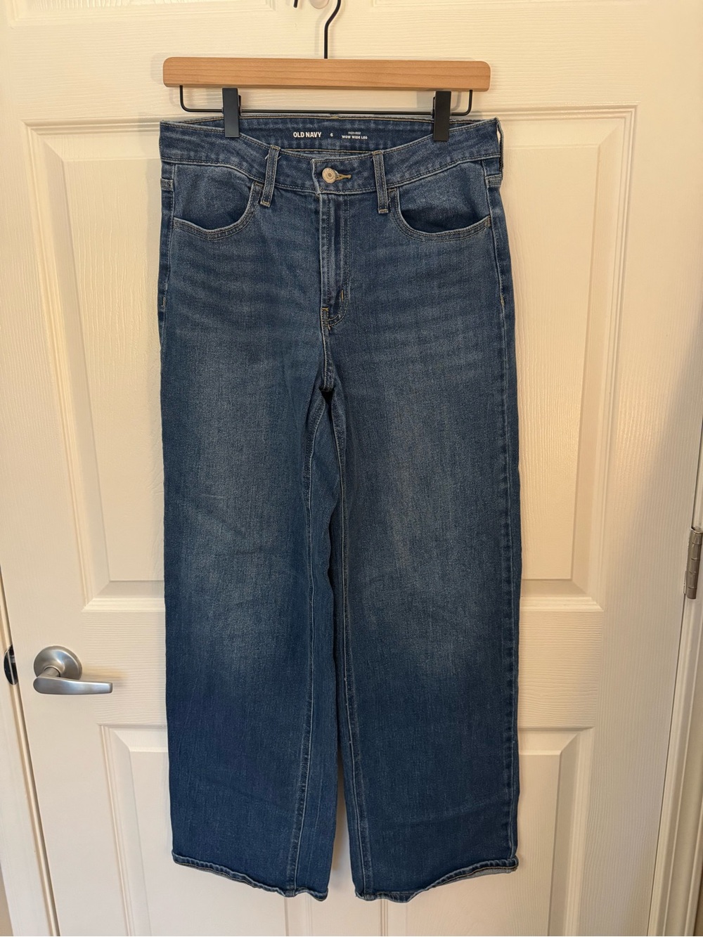 Old Navy WOW Wide-Leg Jeans - Medium Blue